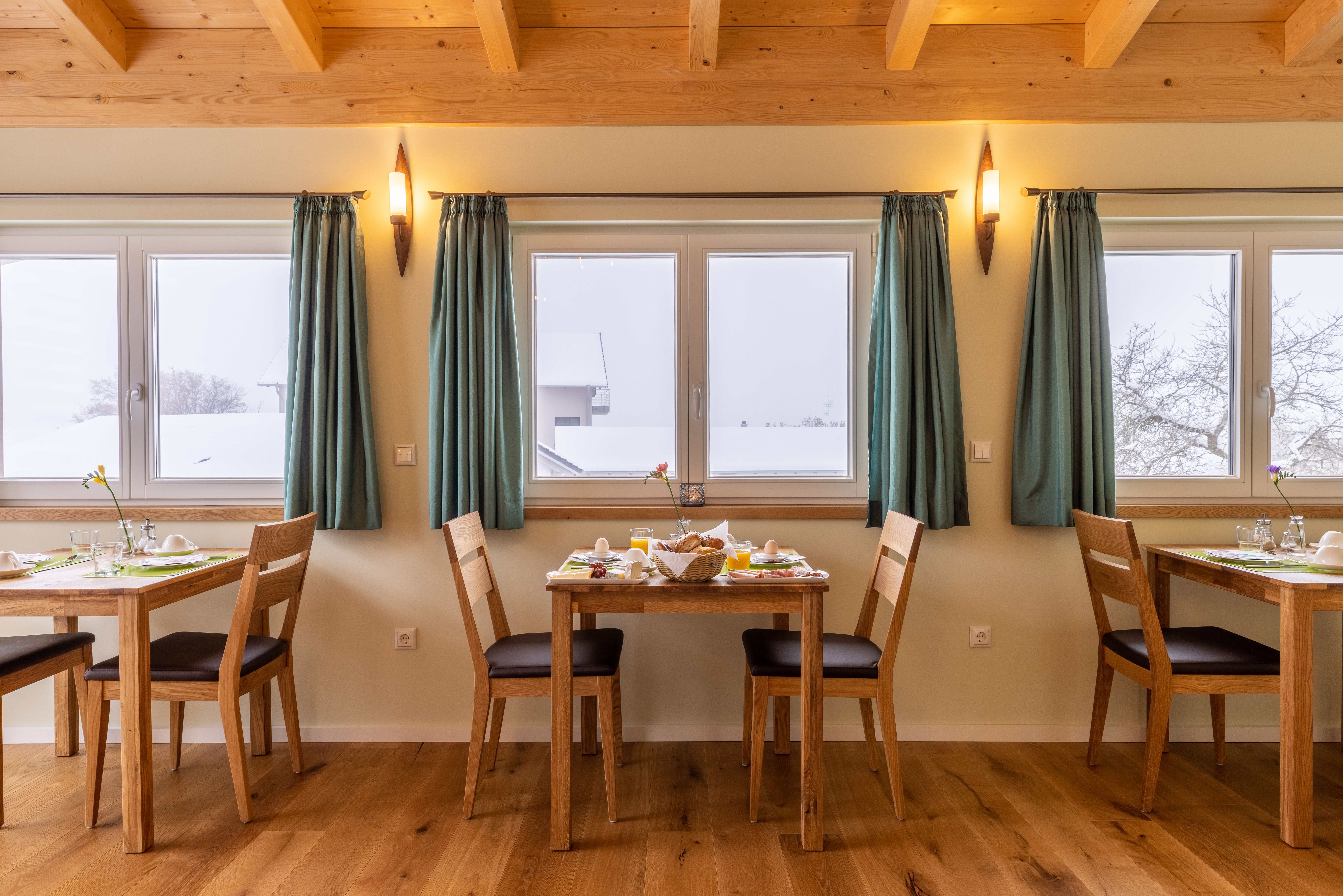 Vogelbeere-Hohenpeissenberg_Fruehstueck_05 - Kopie