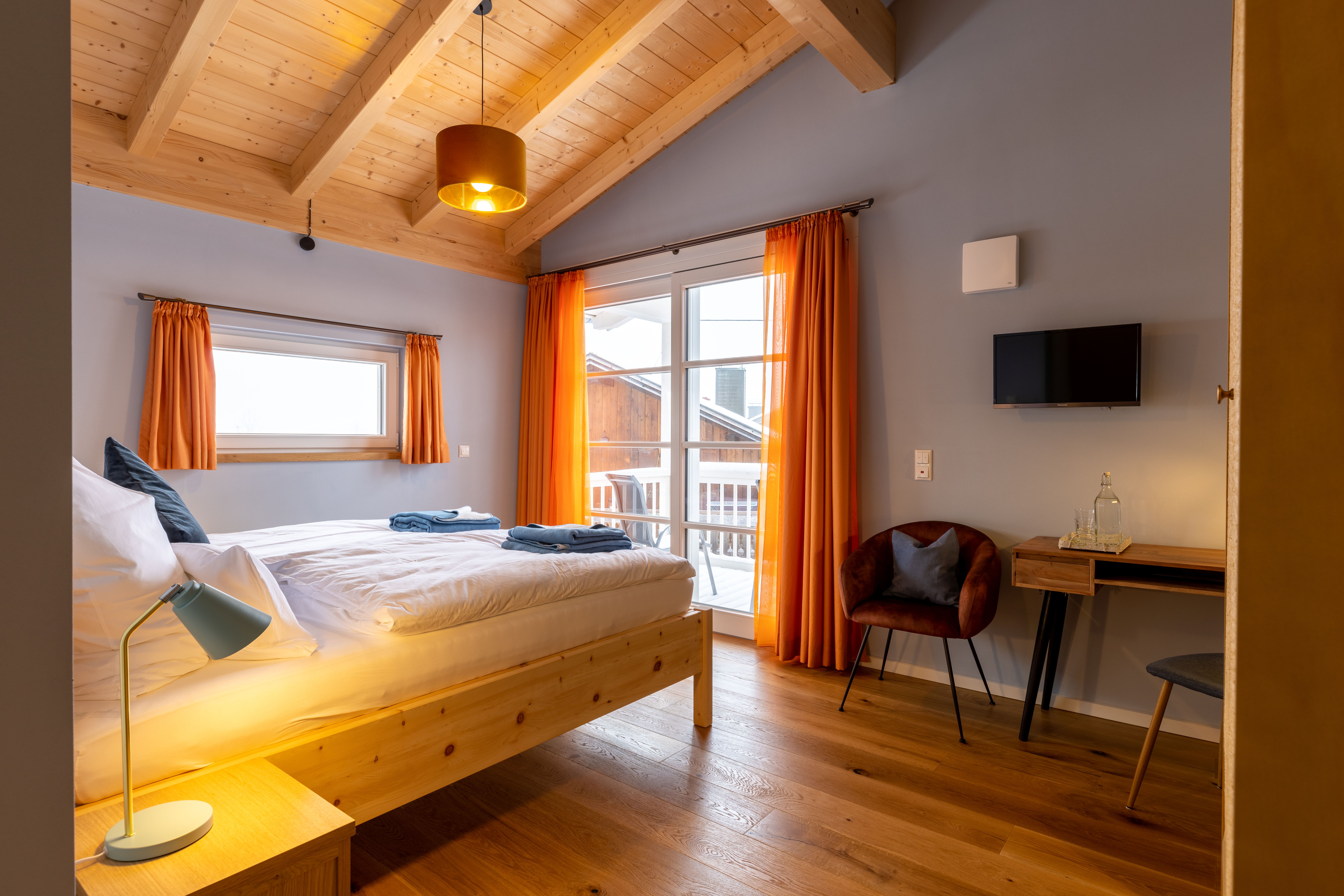 Vogelbeere-Hohenpeissenberg_Zimmer-2_01